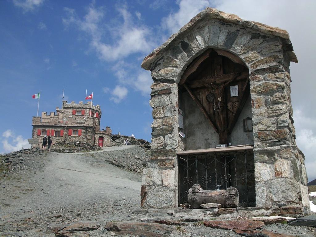 Rifugio Garibaldi Hotel