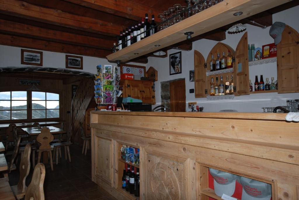 Rifugio Garibaldi Hotel *